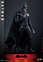 [Pre-Order] MMS786 - Batman & Robin - 1/6th scale Batman Collectible Figure