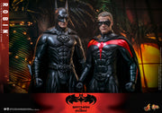 [Pre-Order] MMS787 - Batman & Robin - 1/6th scale Robin Collectible Figure