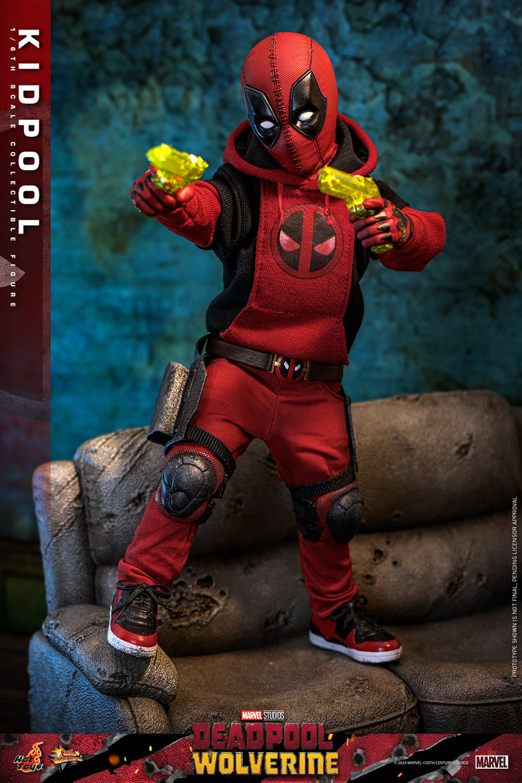 [Pre-Order] MMS763 - Deadpool & Wolverine - 1/6th scale Kidpool Collectible Figure